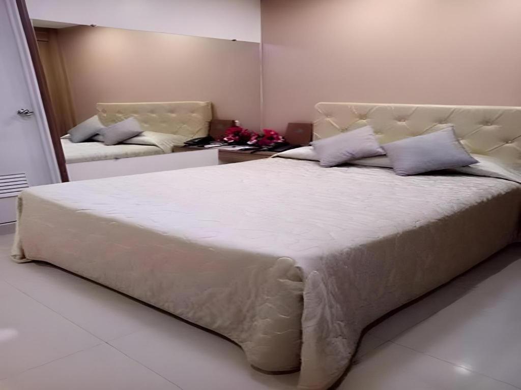 Score Birds Hotel Angeles Ngoại thất bức ảnh