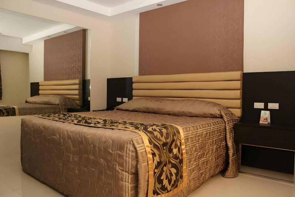 Score Birds Hotel Angeles Ngoại thất bức ảnh
